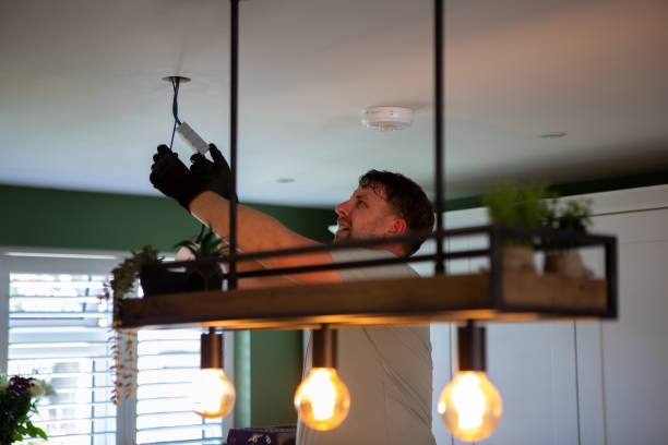 Electrical Outlet Repair in Maplewood, MN